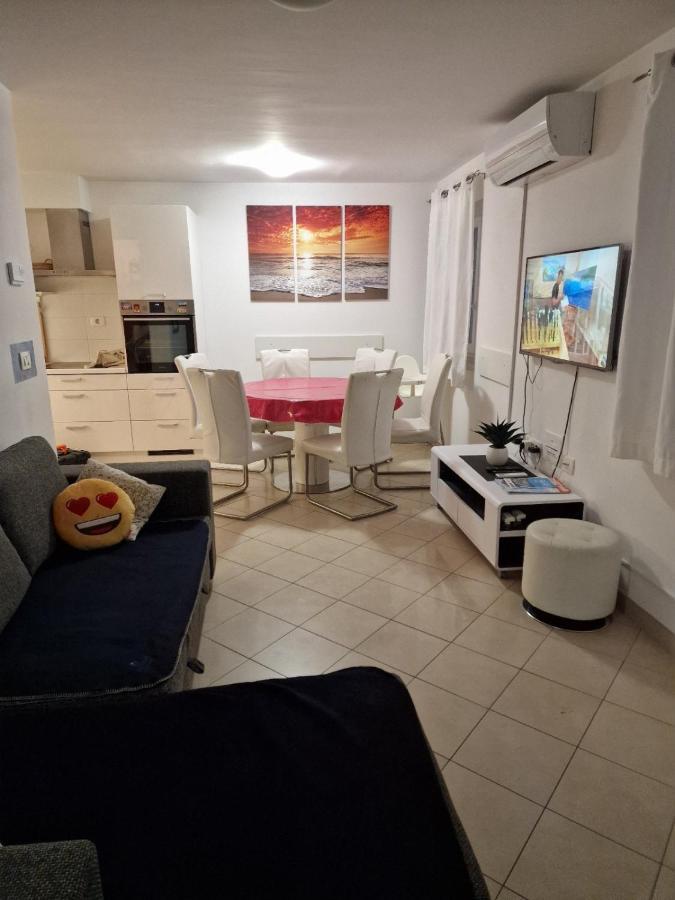 Villa Beautiful House Lanna Izola Exterior foto